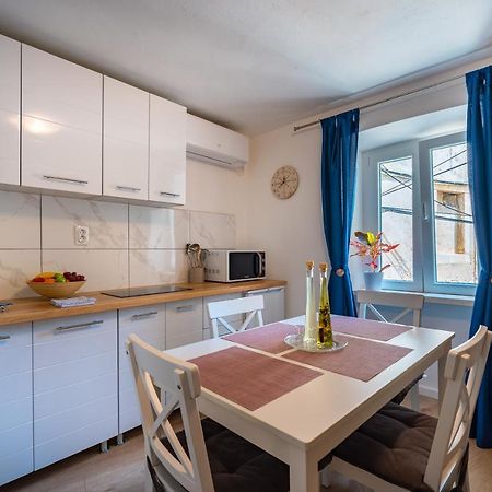 Apartment Rose Korčula Exteriör bild